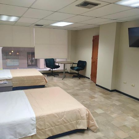 Oceanik Suites & Hotel Guayaquil Bagian luar foto
